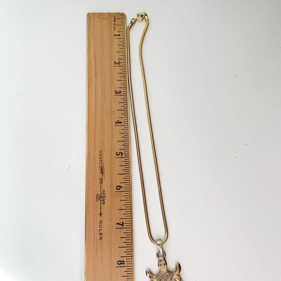 Vintage Napier Gold Tone Sea Turtle Necklace Metal Wire Wrap Pendant 15" DR2 - Picture 6 of 9